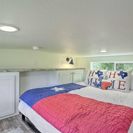 Cozy Mckinney Tiny Home With Porch And Fire Pit! Extérieur photo