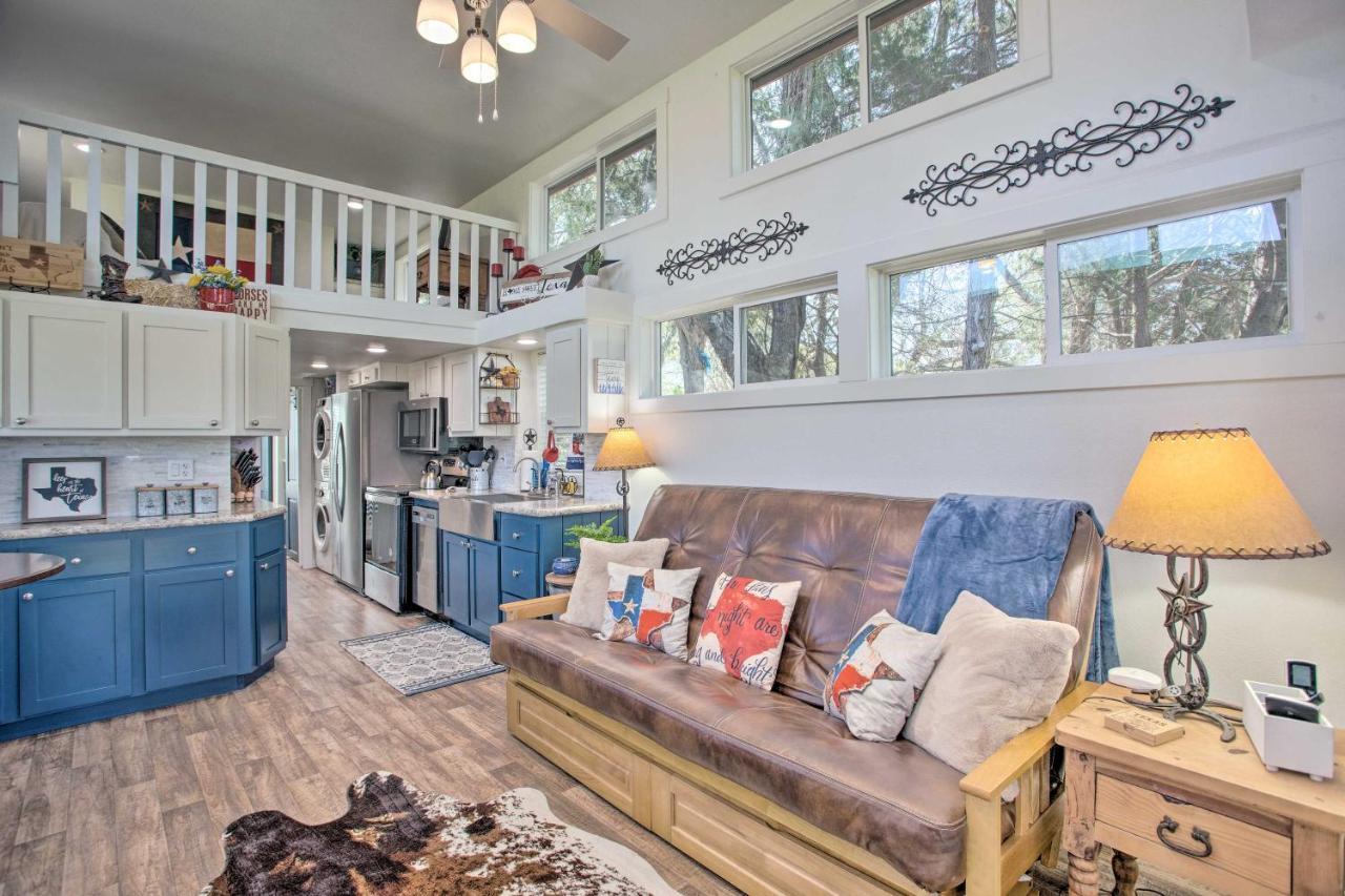 Cozy Mckinney Tiny Home With Porch And Fire Pit! Extérieur photo