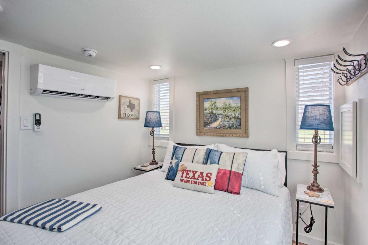 Cozy Mckinney Tiny Home With Porch And Fire Pit! Extérieur photo