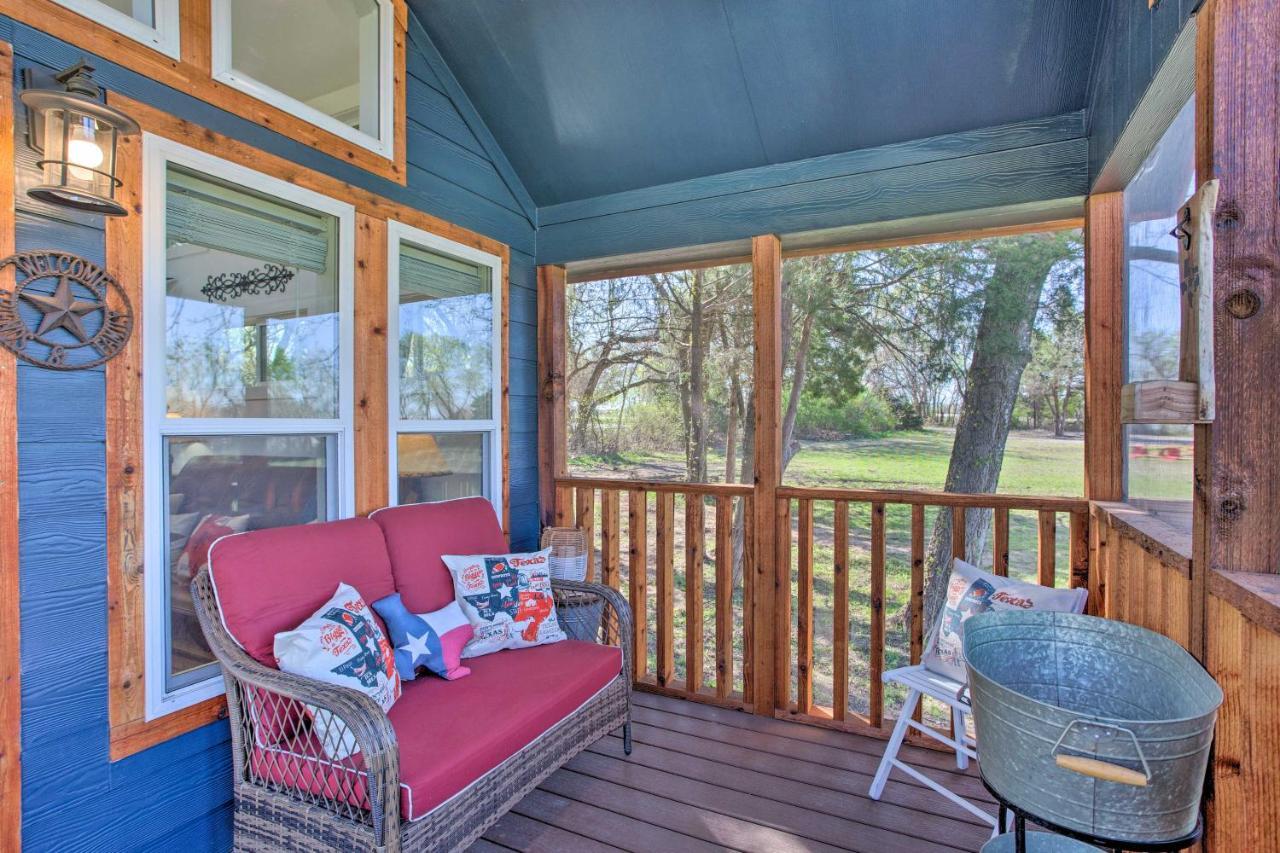 Cozy Mckinney Tiny Home With Porch And Fire Pit! Extérieur photo